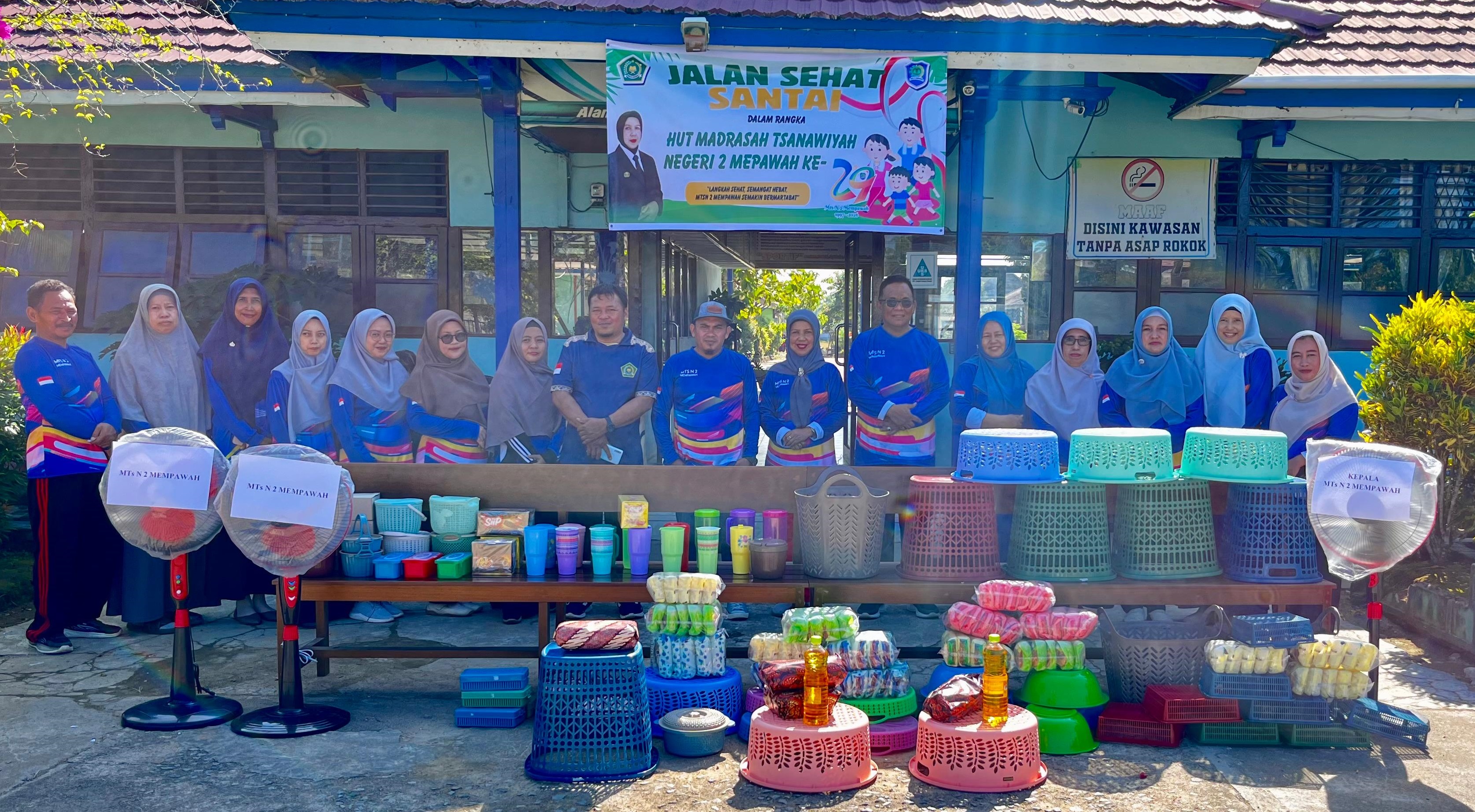 Jalan Santai Meriahkan HUT MTs Negeri 2 Mempawah Tahun 2026